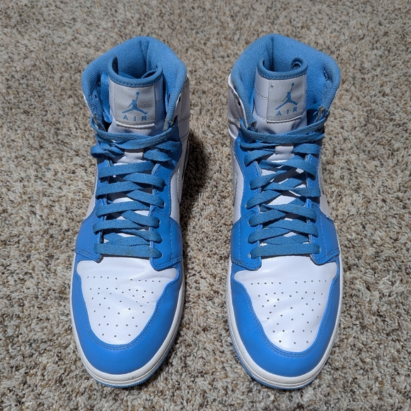 Air Jordan 1 Retro HighWhite/White-University  UNC size 12 - Picture 2 of 7